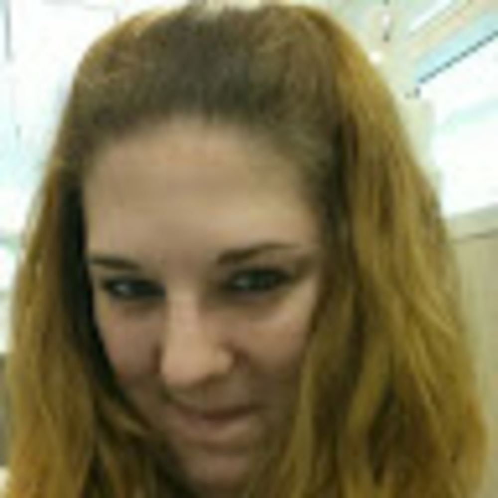 Meet your Posher, Alicia